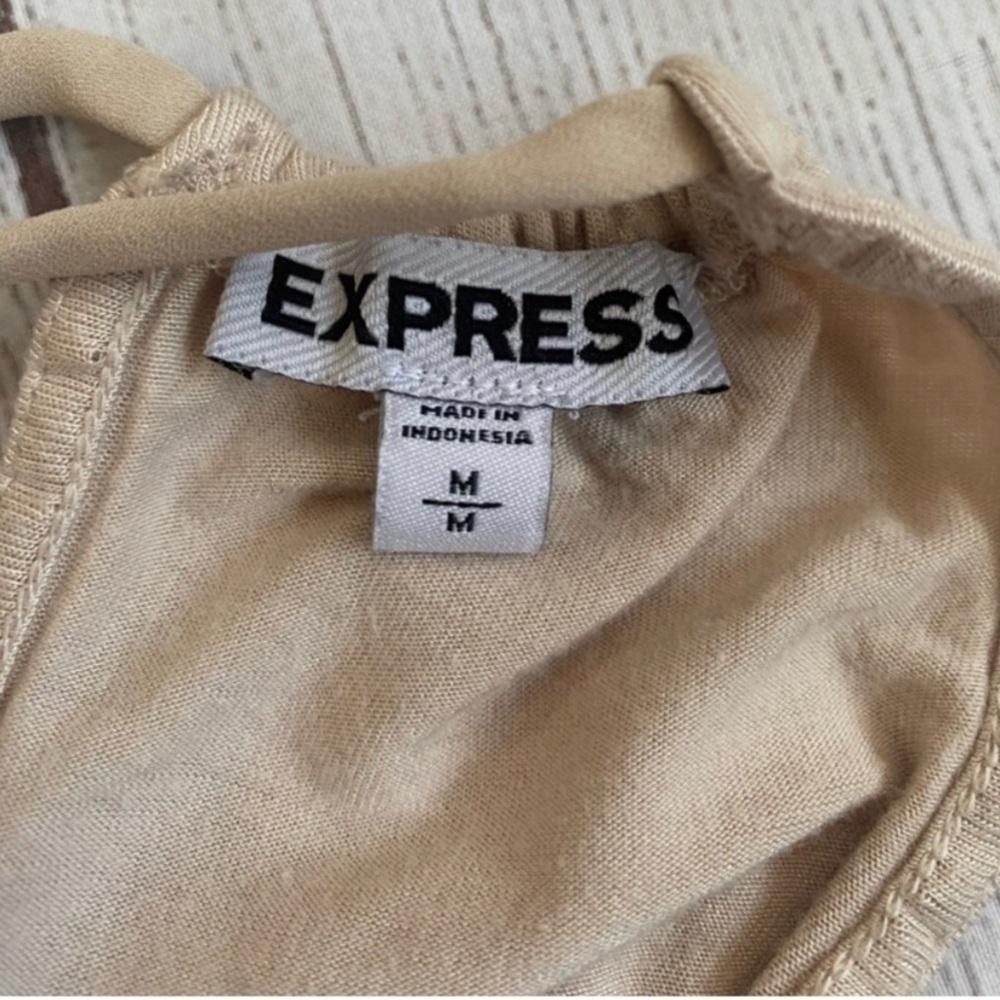 EXPRESS Halter Cami String Top Medium - Picture 3 of 4